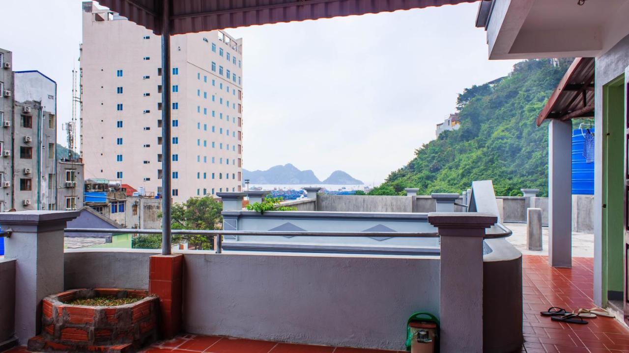 Homestay Pi's Catba Dong Khe Sau